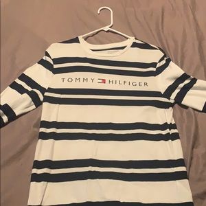 Tommy Hilfiger shirt size Small